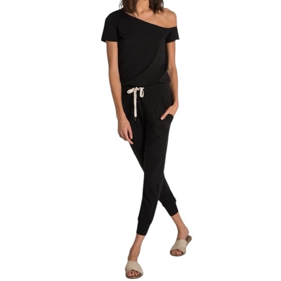 N:Philanthropy Asymmetrical Black Tapered Jumpsuit Size XS NWOT - Picture 1 of 9